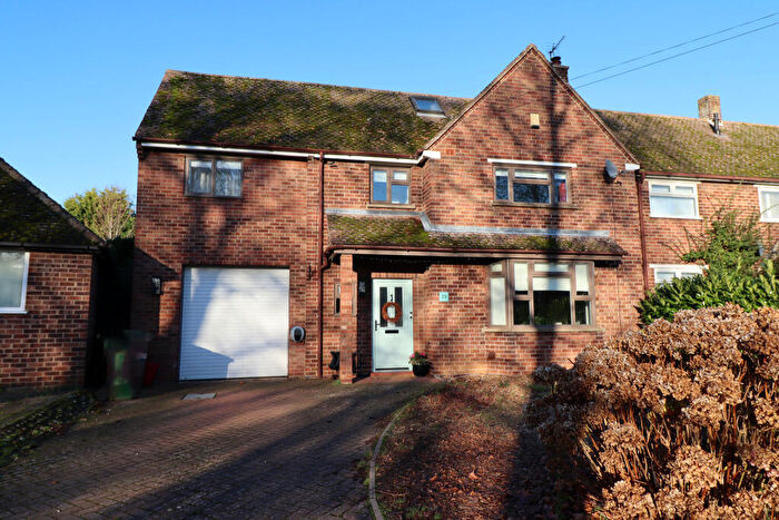 3 Bedroom End Of Terrace House For Sale In Lincoln Close, Buckden, St. Neots, Cambridgeshire, PE19