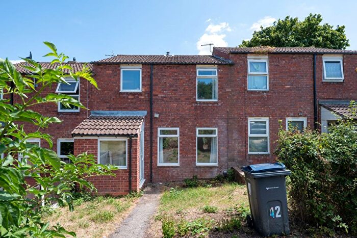 3 Bedroom Terraced House For Sale In Glenroyde, Kings Norton, Birmingham, B38