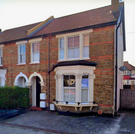 2 Bedroom Apartment To Rent In Bloomfield Road, Bromley, BR2