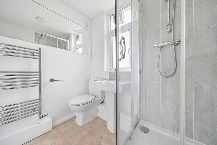 1 Bedroom Flat To Rent In Carlton Court, Anerley, London, SE20