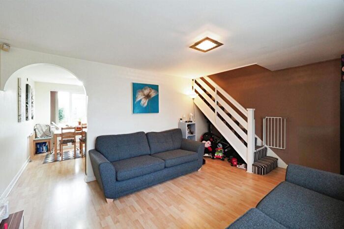 3 Bedroom Terraced House For Sale In The Covert, Spondon, Derby, DE21