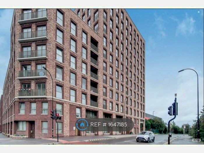 3 Bedroom Flat To Rent In London, London, E16