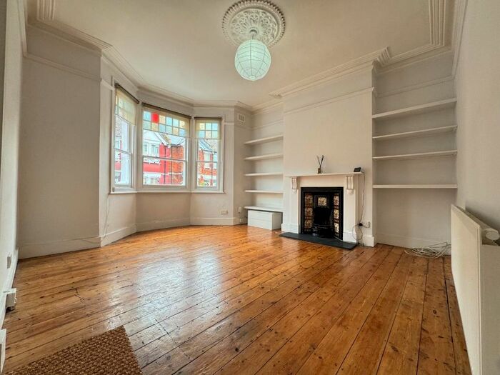 2 Bedroom Flat To Rent In Cornwall Gardens, Willesden Green, NW10