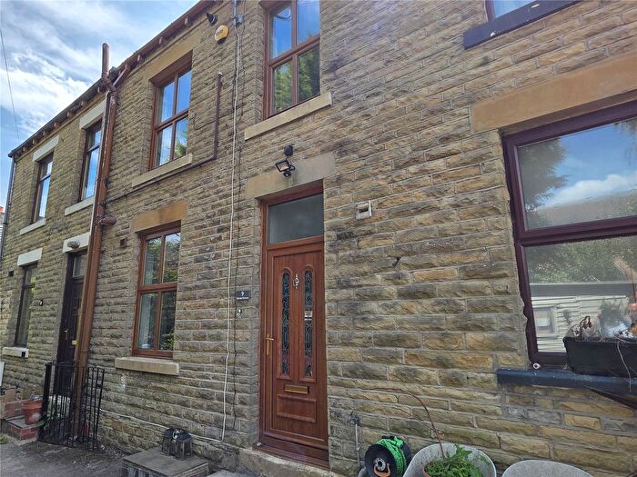 2 Bedroom Terraced House For Sale In Forrest Terrace, Earlsheaton, Dewsbury, West Yorkshire, WF12