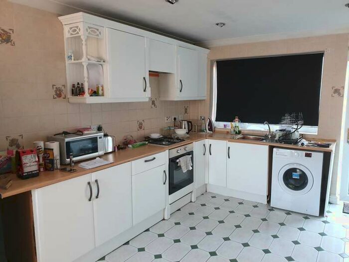 Terraced House To Rent In Beech Road, Doncaster DN3