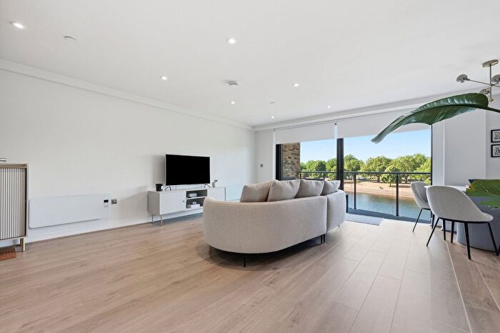 1 Bedroom Flat For Sale In Wilford Lane, West Bridgford, Nottingham, Nottinghamshire, NG2