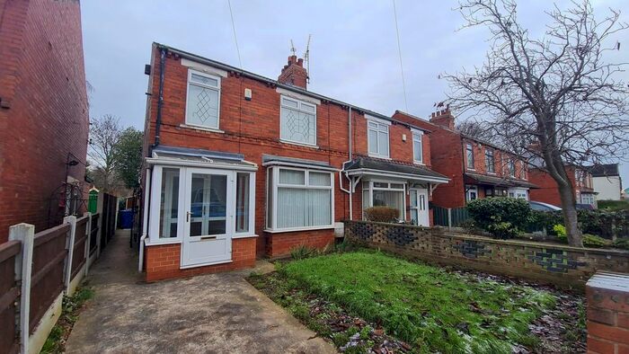 3 Bedroom Property To Rent In East Lane, Stainforth, Doncaster, DN7