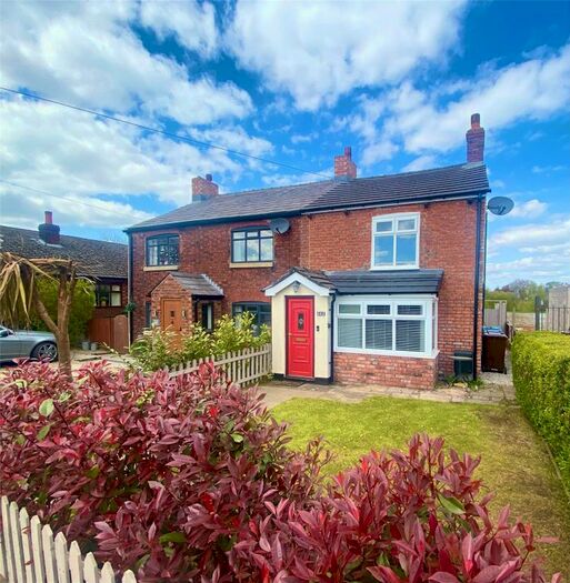3 Bedroom Semi-Detached House For Sale In Newton Road, Lowton, Warrington, Greater Manchester, WA3