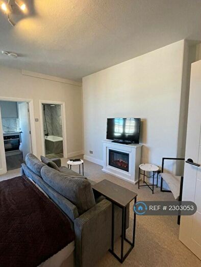 1 Bedroom Flat To Rent In Abbey House, London, NW8