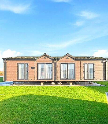 2 Bedroom Lodge For Sale In Rolston Road, Hornsea, East Riding Of Yorkshire, HU18