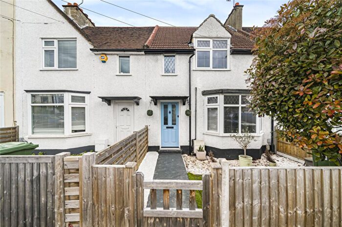 3 Bedroom Terraced House For Sale In Maiden Lane, Crayford, Kent, DA1
