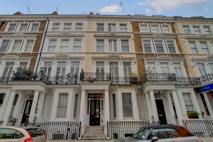 Studio To Rent In Collingham Place, London, SW5