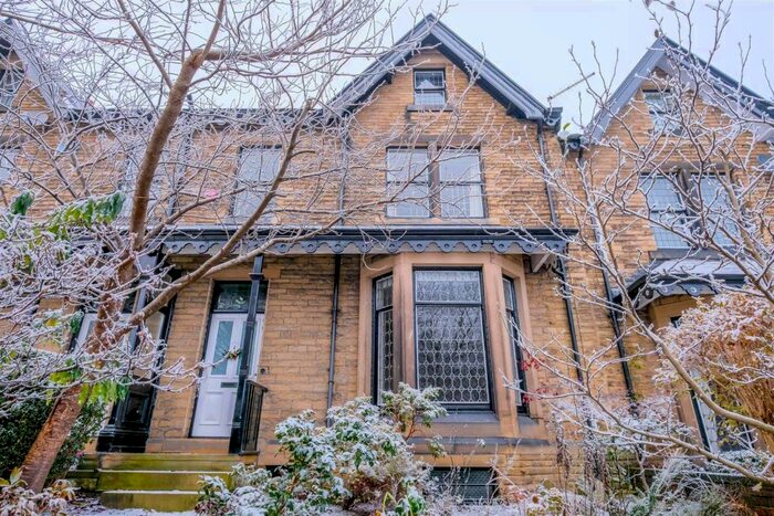 4 Bedroom Terraced House To Rent In Imperial Road, Edgerton, Huddersfield, HD3