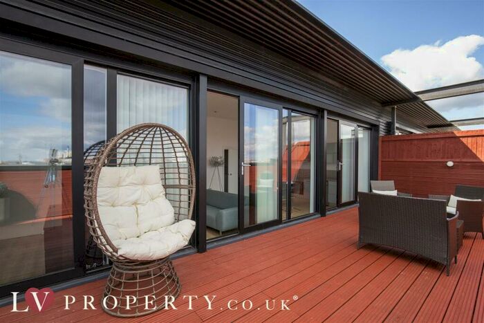 2 Bedroom Apartment To Rent In Amazon Lofts Penthouse, Jewellery Quarter, B1