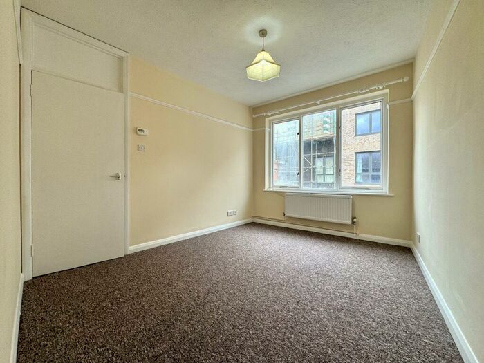 1 Bedroom Flat To Rent In Albion Street, Brighton, BN2