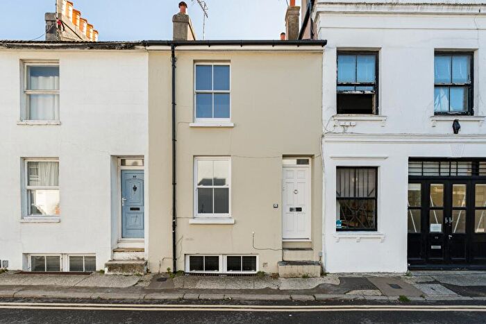 2 Bedroom Terraced House For Sale In Cheltenham Place, Brighton, BN1