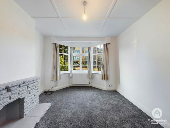 3 Bedroom Terraced House To Rent In Buckhurst Way, Buckhurst Hill, IG9