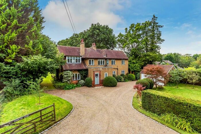 5 Bedroom Detached House For Sale In Hollow Lane, Dormansland, Lingfield, RH7