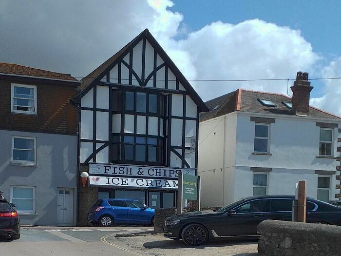 1 Bedroom Flat To Rent In West End, Marazion, TR17