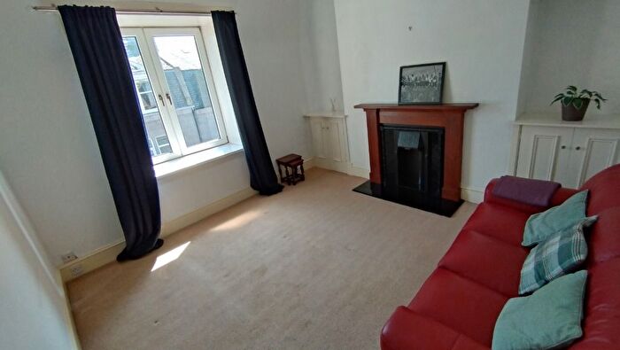 1 Bedroom Flat To Rent In Wallfield Crescent, Rosemount, Aberdeen, AB25