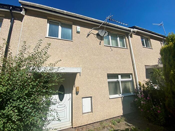 3 Bedroom House To Rent In Snead Court, Top Valley, NG5