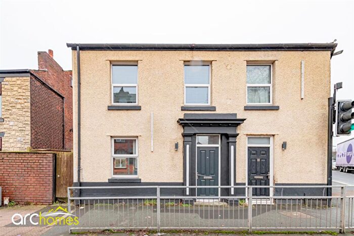 3 Bedroom End Of Terrace House For Sale In Bolton Road, Atherton, Manchester, M46