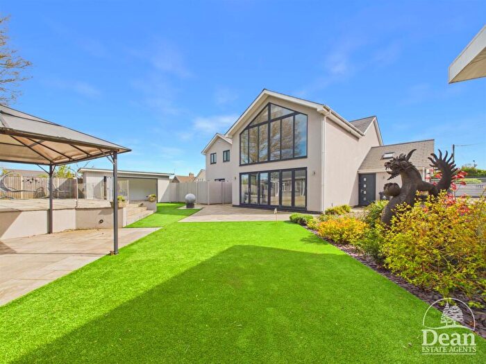 4 Bedroom Detached House For Sale In Station Road, Milkwall, Coleford- Including Two Apartments, GL16