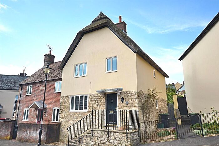 3 Bedroom Semi-Detached House For Sale In Penn Hill View, Stratton, Dorchester, DT2