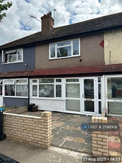 2 Bedroom Terraced House To Rent In Middleham Road, London, N18