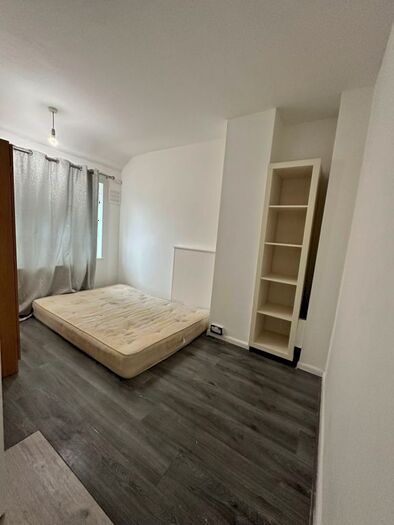 2 Bedroom Semi-Detached House To Rent In Lodge Avenue, Becontree, Dagenham, RM8