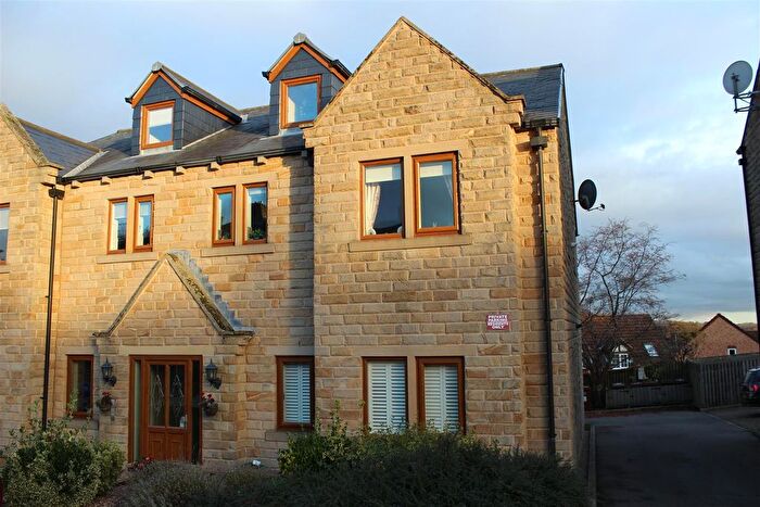 3 Bedroom Flat For Sale In Willow Grove, Dodworth, Barnsley, S75