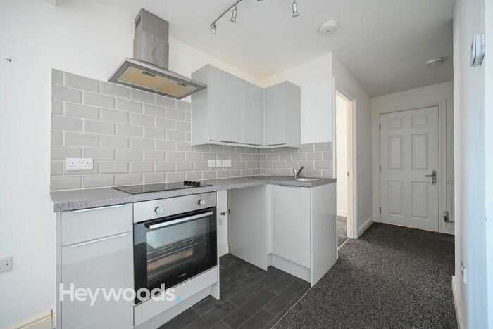 1 Bedroom Flat To Rent In Flat, Cheshire Cheese Apartments, Tunstall, Stoke-on-Trent, ST6