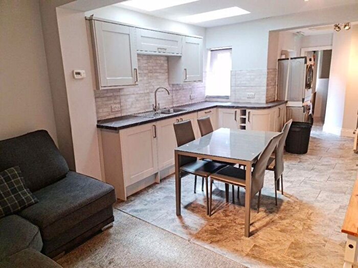 6 Bedroom House To Rent In Teignmouth Road, B29