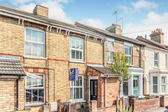 3 Bedroom Terraced House To Rent In Garfield Street, Bedford, MK41