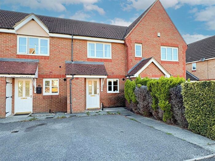 2 Bedroom House To Rent In Palmer Crescent, Leighton Buzzard, LU7