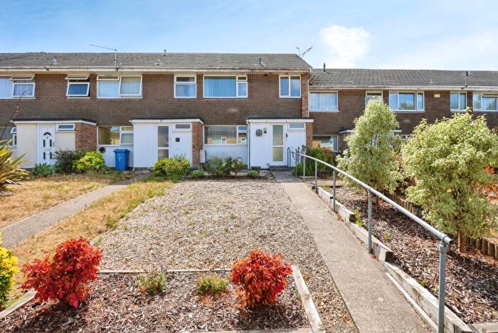 3 Bedroom Terraced House For Sale In Gosling Close, Canford Heath, Poole, Dorset, BH17