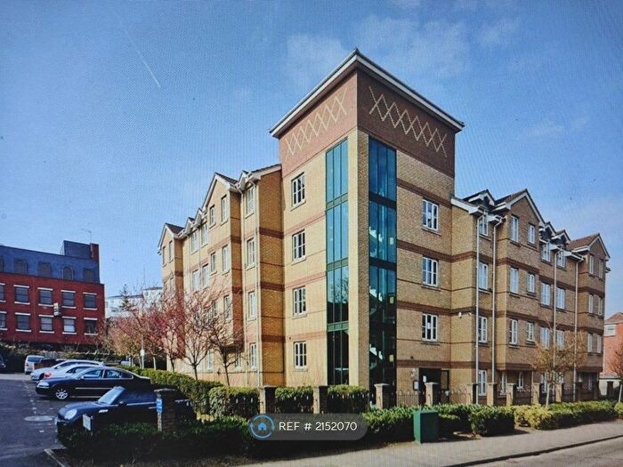 2 Bedroom Flat To Rent In Nightingale Court, Harrow, HA1