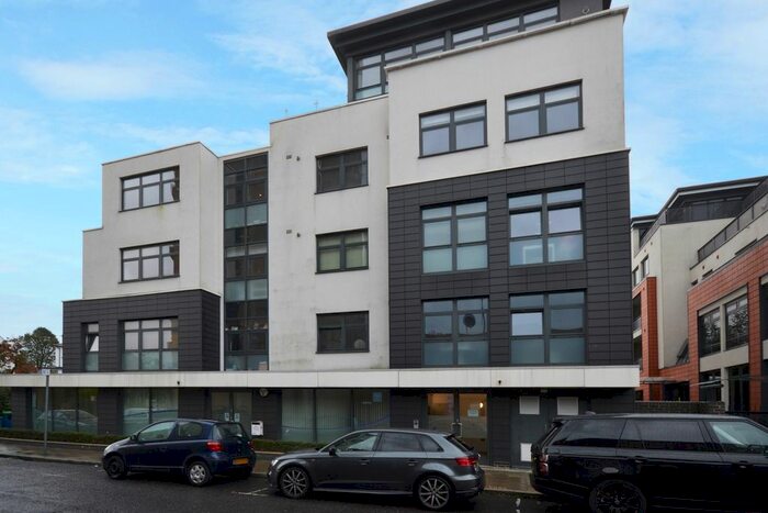 1 Bedroom Flat To Rent In Sherman Road, Bromley, BR1