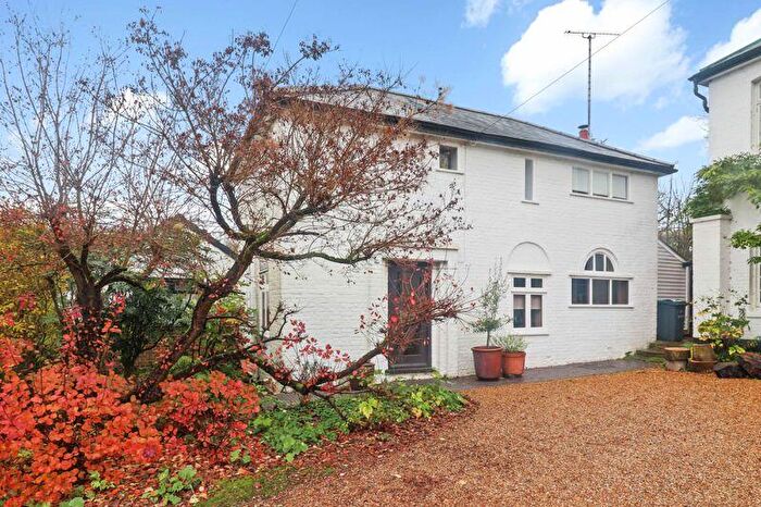 2 Bedroom Detached House For Sale In Meadow Close, Canterbury, CT4