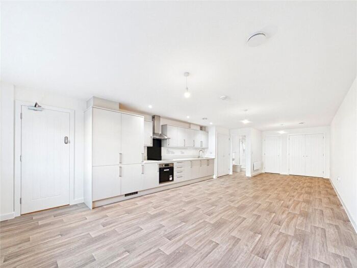 Apartment To Rent In Hawkins Road, Colchester, Essex, CO2