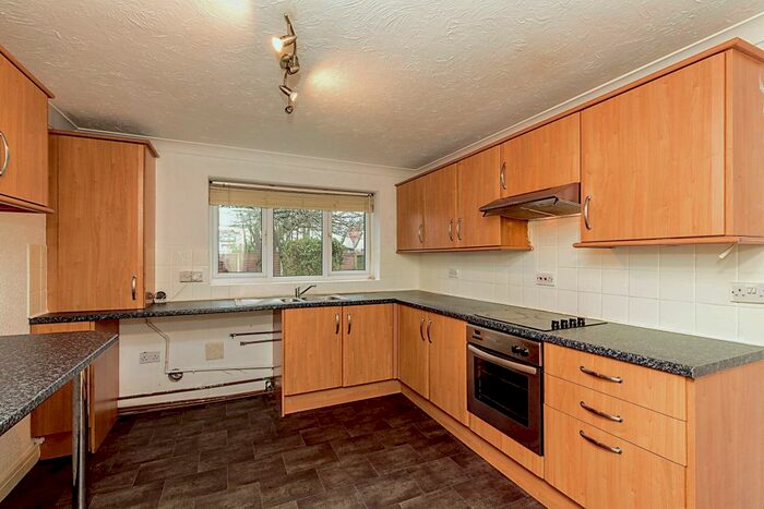 2 Bedroom Apartment To Rent In Mellings Wood, Lytham St. Annes, Lancashire, FY8
