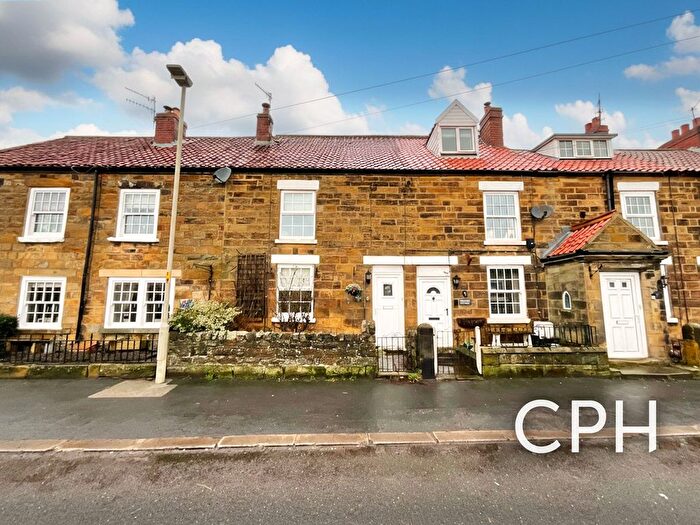3 Bedroom Terraced House For Sale In High Street, Cloughton, YO13