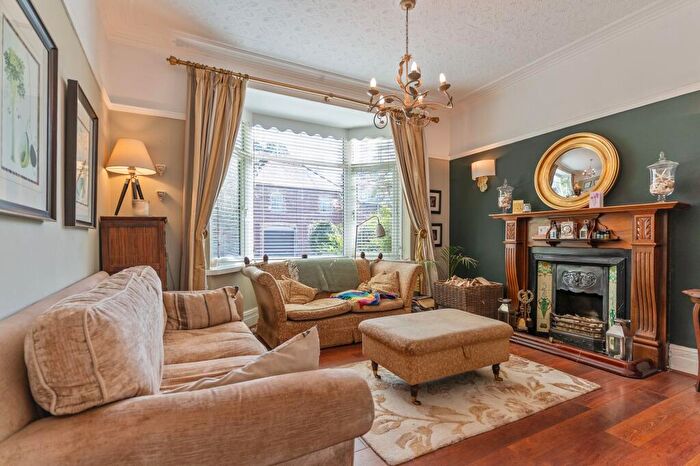 4 Bedroom Semi-Detached House For Sale In Fields Road, Newport, NP20