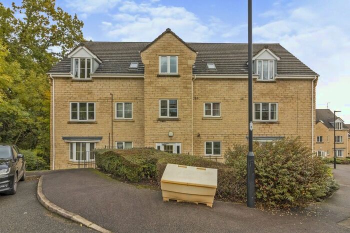 2 Bedroom Flat To Rent In Queenswood Road, Sheffield, South Yorkshire, S6