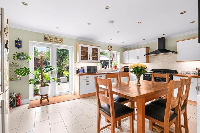 5 Bedroom Detached House For Sale In Hare Hill, Row Town, KT15