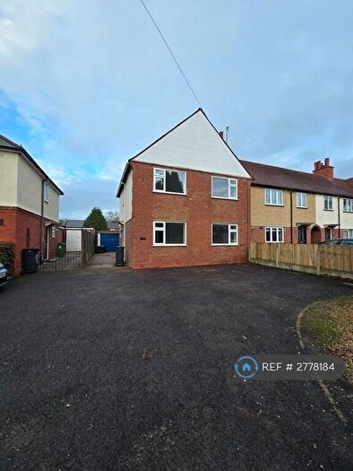 3 Bedroom End Of Terrace House To Rent In South Road, Stourbridge, DY8