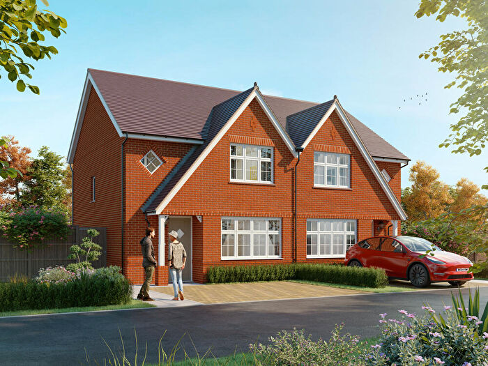 3 Bedroom Semi Detached House For Sale In Chudleigh Road, Alphington, Exeter, EX2