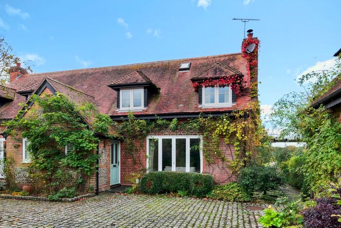 3 Bedroom Semi-Detached House To Rent In Preshaw Estate, Upham, Southampton, SO32