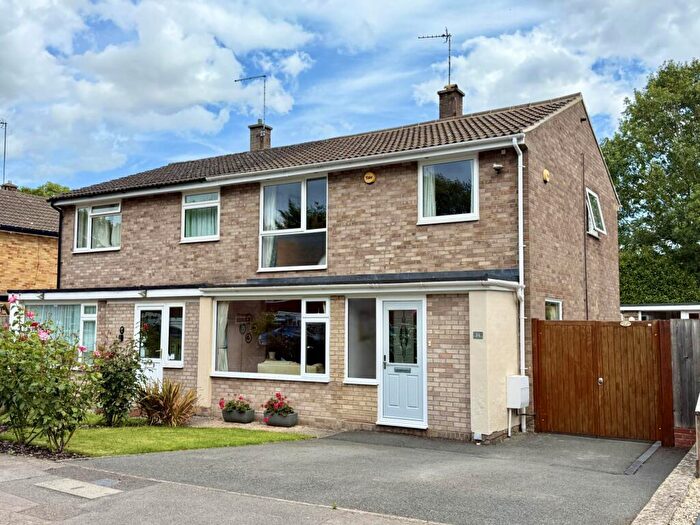 3 Bedroom Semi-Detached House For Sale In West End, Cholsey, OX10