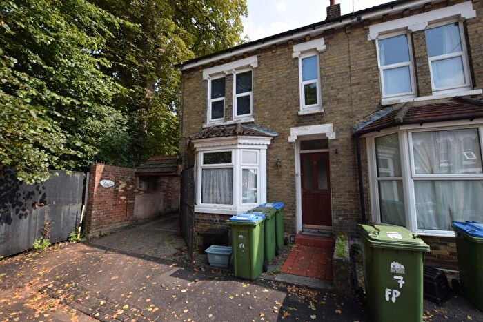 4 Bedroom End Of Terrace House To Rent In Fitzhugh Place, Southampton, Hampshire, SO15